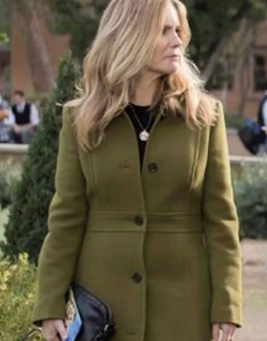 Atypical S04 Jennifer Jason Leigh Coat | Elsa Gardner Trench Coat