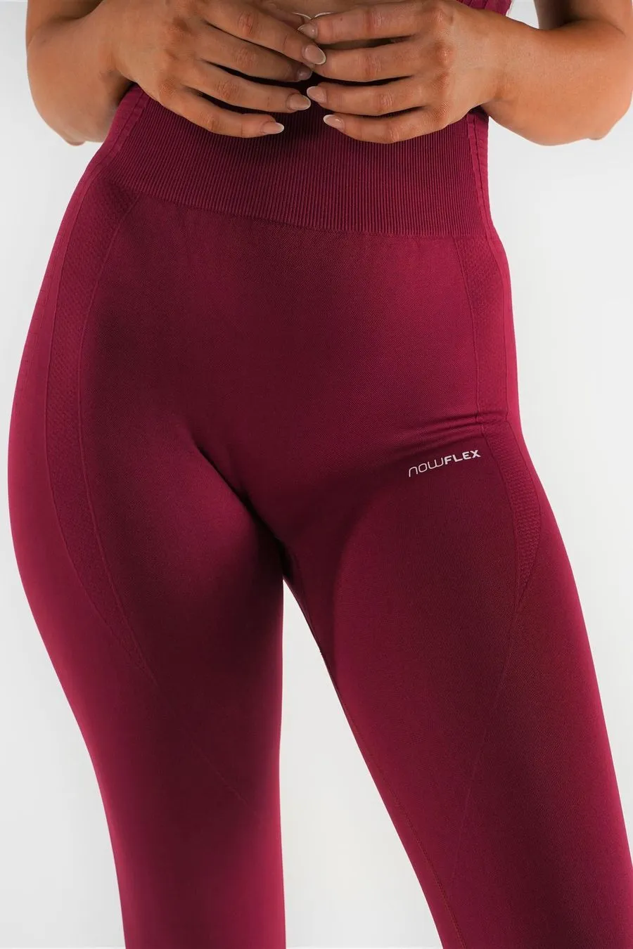 Motion Seamless Leggings - Ruby Red