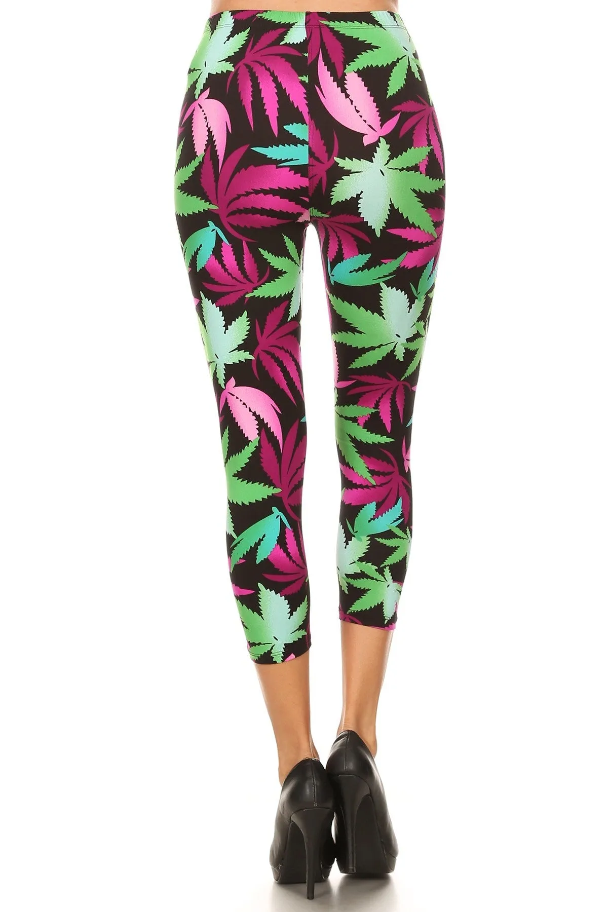 Women's Regular Pot Leaves Plant Printed Cropped Capri Leggings